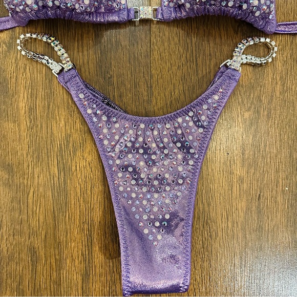 pastel purple competition bikini - Picture 3 of 4